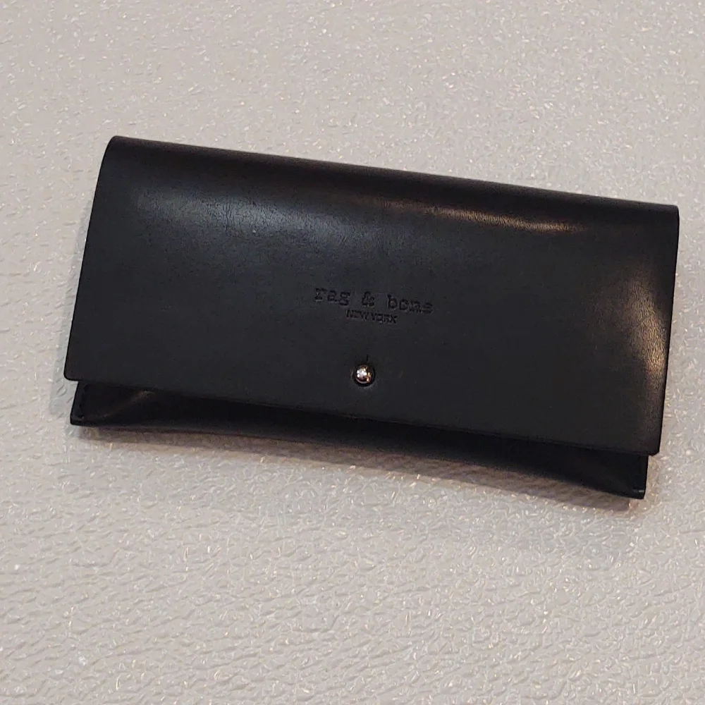Rag & Bone NWOT Black Sunglasses Case - Picture 3 of 3
